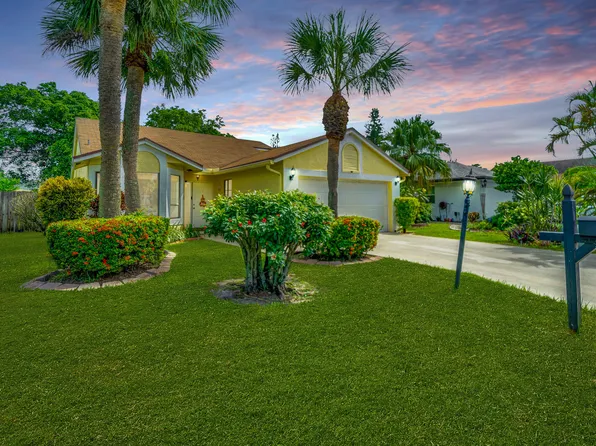 23250 Sedawie Drive, Boca Raton, FL 33433