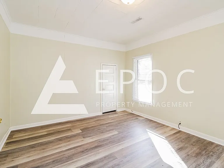 707 E Dayton Ave — Photo 9