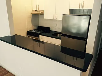 Rented by Metropolis Real Estate of Manhattan