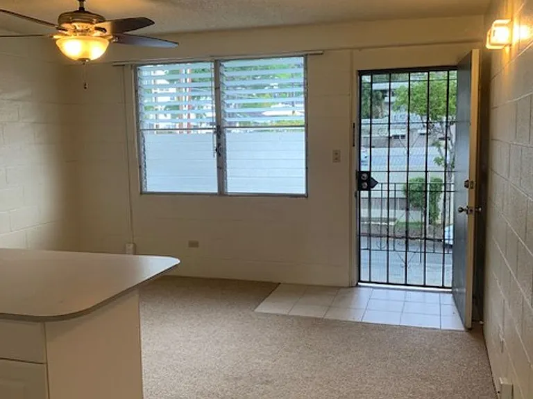 1669 Kewalo St — Photo 3