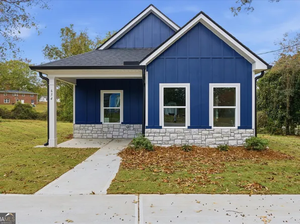 654 King St, Carrollton, GA 30117