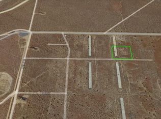 107th St W #W, Rosamond, CA 93560