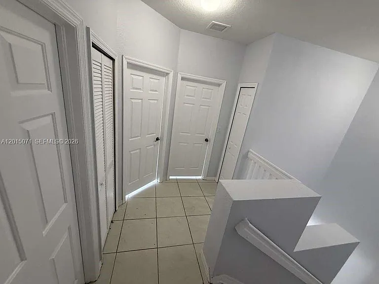 10906 SW 243rd Ln — Photo 3