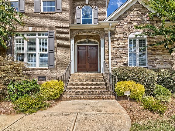 2nd image of 224 Copper Kettle Dr