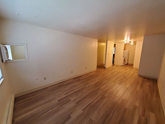 3rd image of 207 Mathews St APT 10