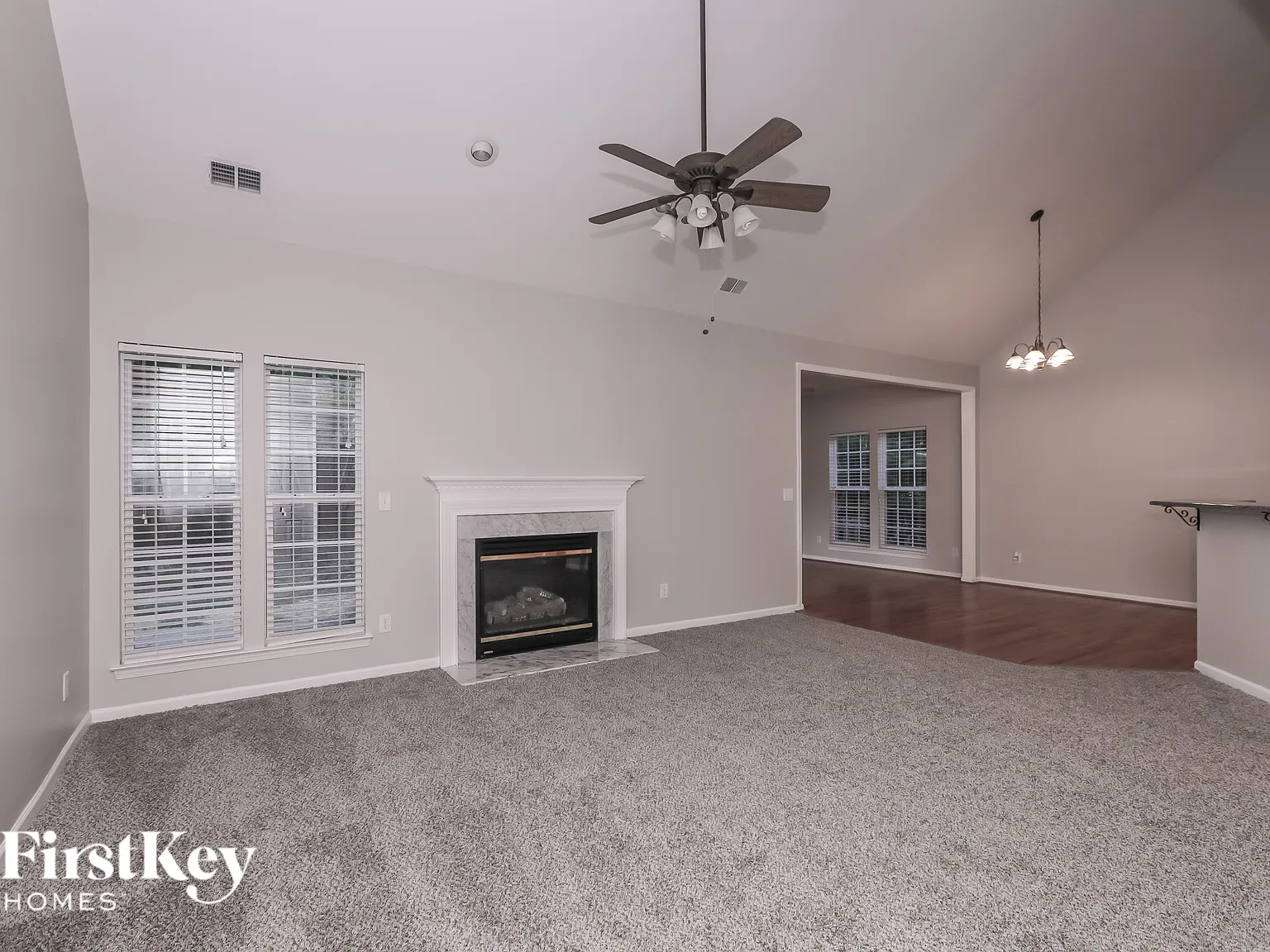 4 bed, 2.5 bath, 2550 sqft, $2,575 — Photo 3
