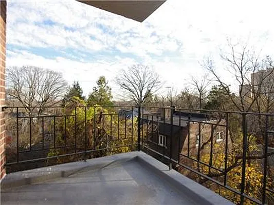 Sold by Exclusive Properties Sotheby's International Realty | media 13