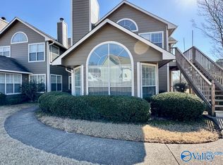 190 Waters Edge Ln, Madison, AL 35758