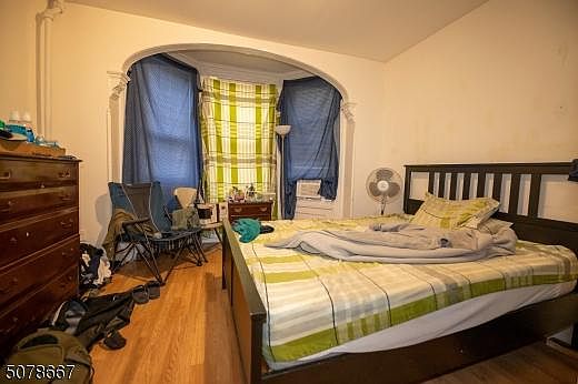 5th image of 89 Clifton Ave