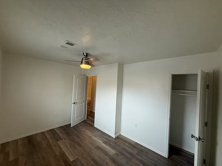 1711 Marble Ave NW #A — Photo 12