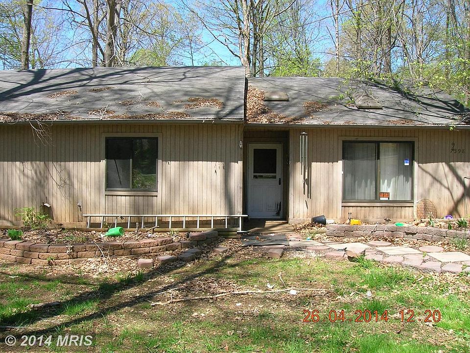 2nd image of 7398 Crown Ln