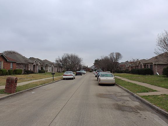 5th image of 2113 Creek Royal Dr