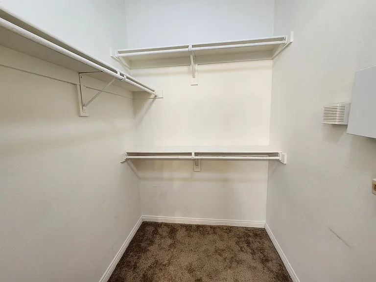 231 W Horizon Ridge Pkwy #417 — Photo 32