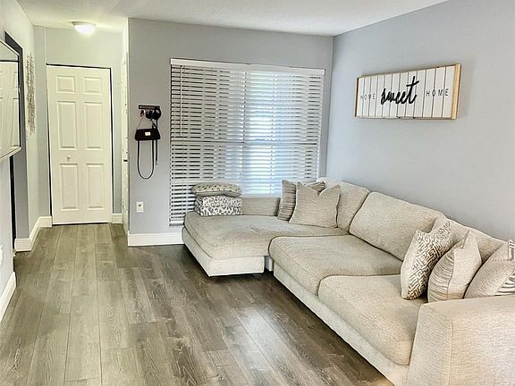 4th image of 12368 SW 51st Court