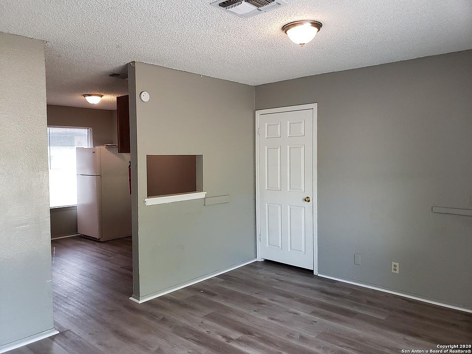 1st image of 219 Baldwin Ave