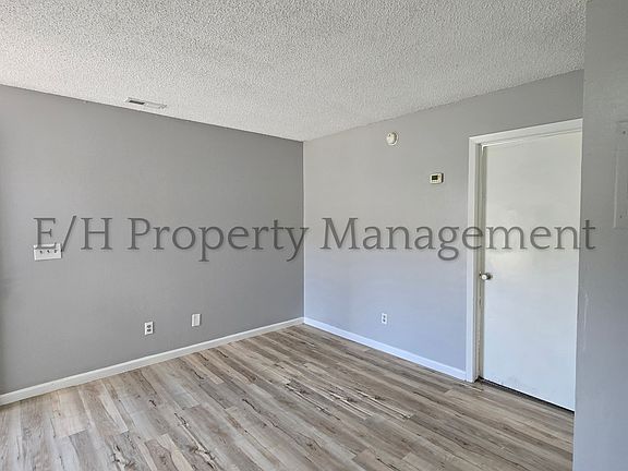 2nd image of 1326 S Vine St #2