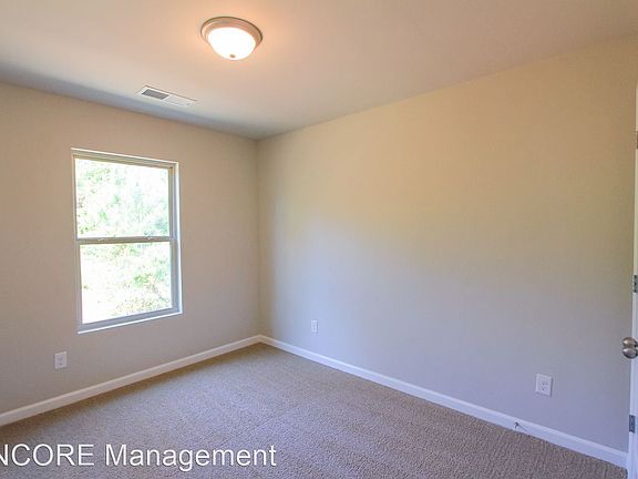 4th image of 5910 Cassie Dr