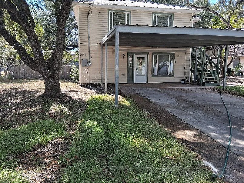 813 Raab Ave