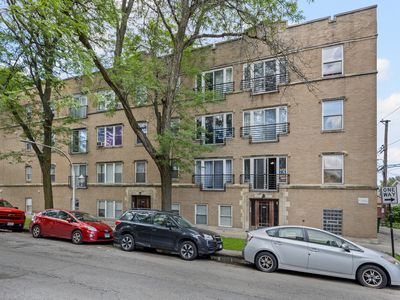 2552 W Rosemont Ave APT 2, Chicago, IL, 60659