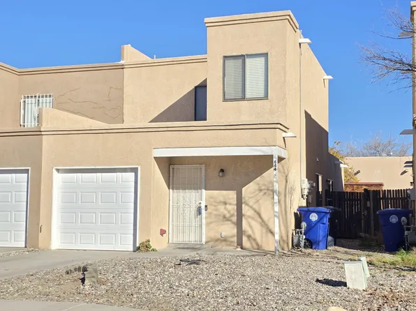 644 Bataan Dr SW, Albuquerque, NM 87121