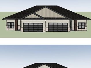 2 Lazy Brook Dr, West Branch, IA 52358