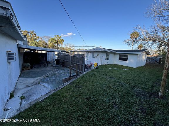 2nd image of 603 Josephine St