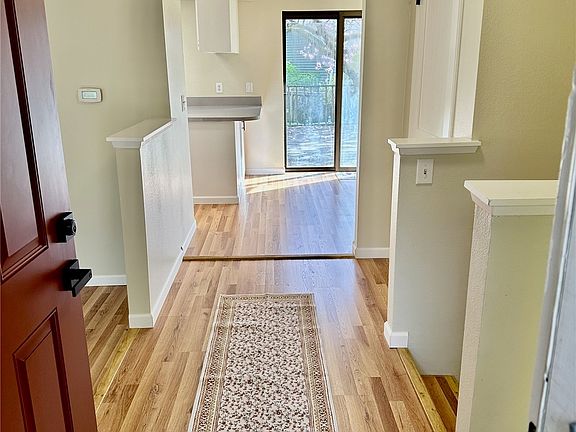 4th image of 20521 14th Avenue W