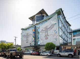 1061 Fort St #511, Victoria, BC V8V5A1