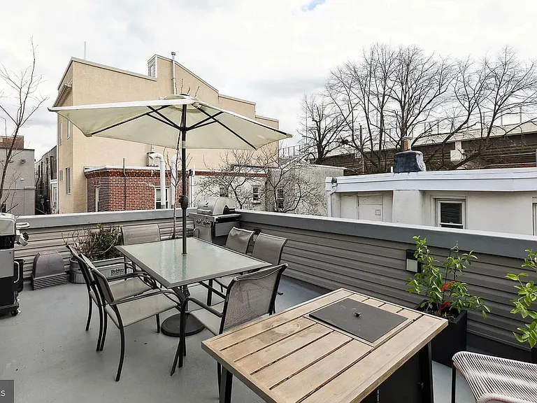 2813 Tilton St — Photo 11