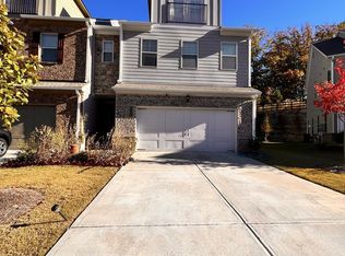 2220 Manor Pointe Dr, Cumming, GA 30041