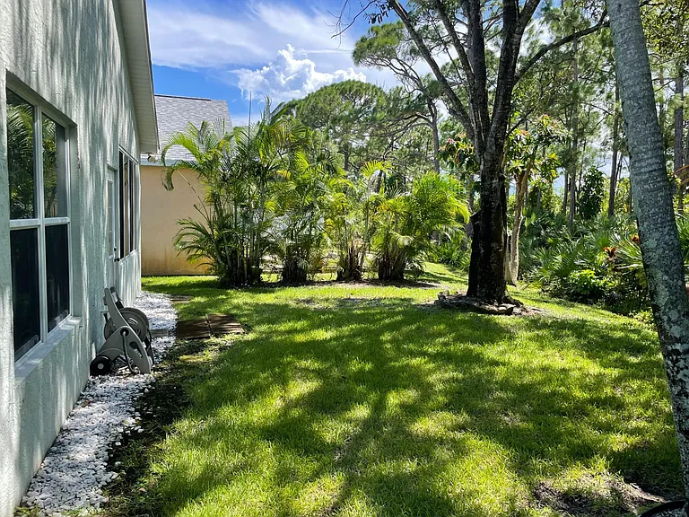 7916 SE Sugar Pines Way — Photo 19