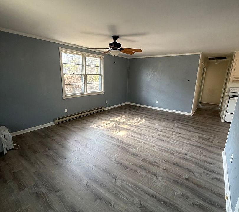 1st image of 106 S Colony Ct