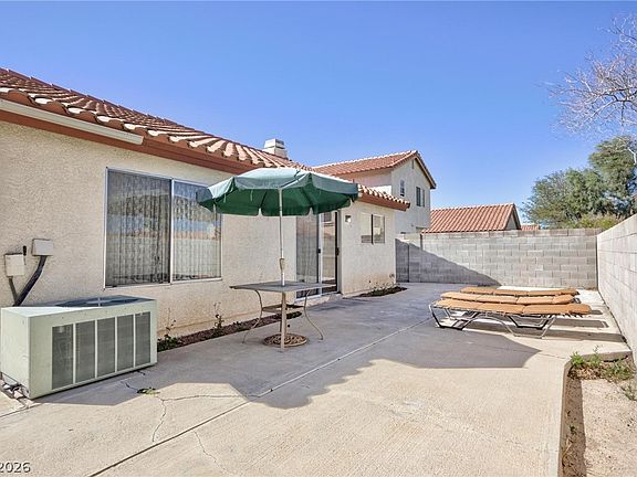 5th image of 2546 Wolverton Ave