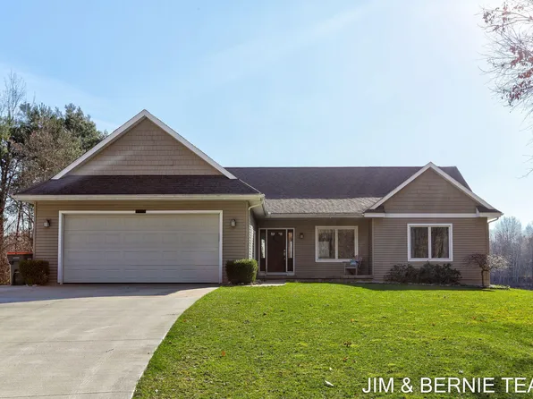 9760 Jade Dr, Allendale, MI 49401