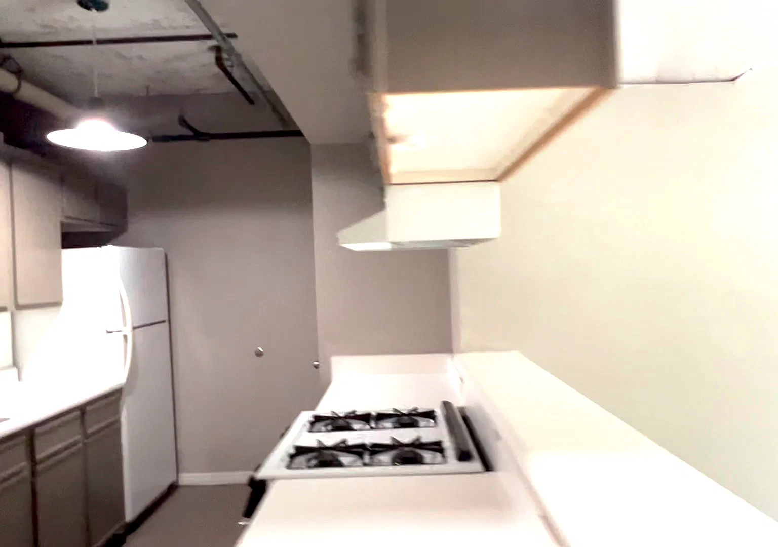601 N Broadway Ave — Photo 3