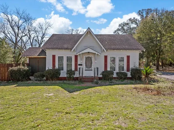 612 E College St, Ozark, AL 36360