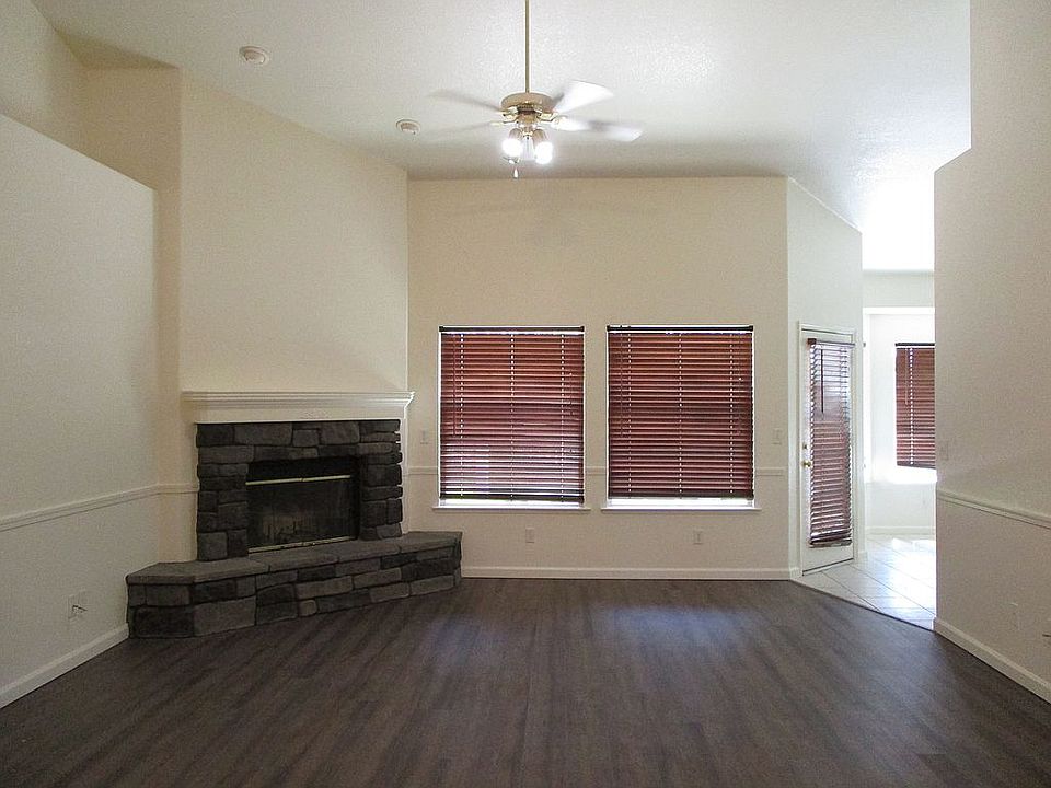 1st image of 8788 N Winery Ave
