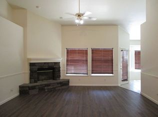 8788 N Winery Ave, Fresno, CA