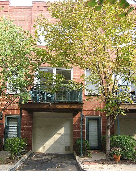 1st image of 2807 N Wolcott Ave Unit C