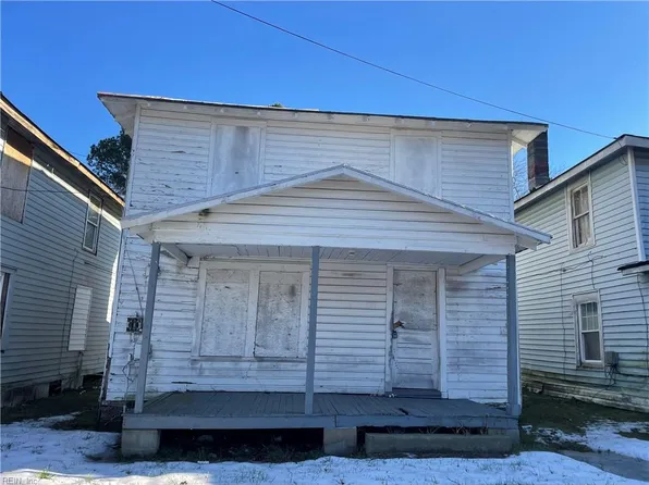 1711 E Washington St, Suffolk, VA 23434