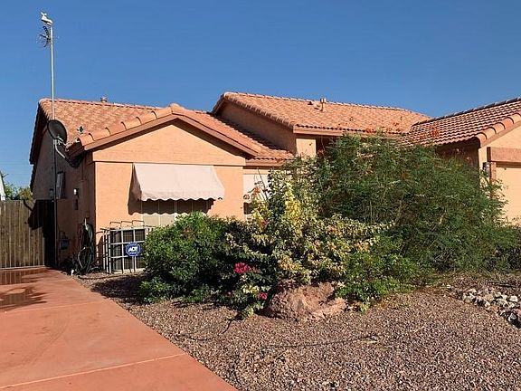 2nd image of 1462 N Wildflower Dr