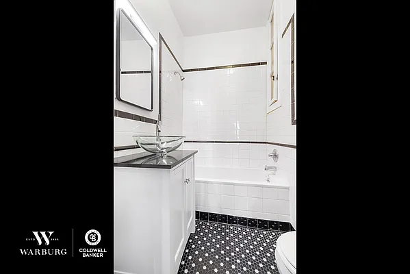 Rented by Warburg | media 12