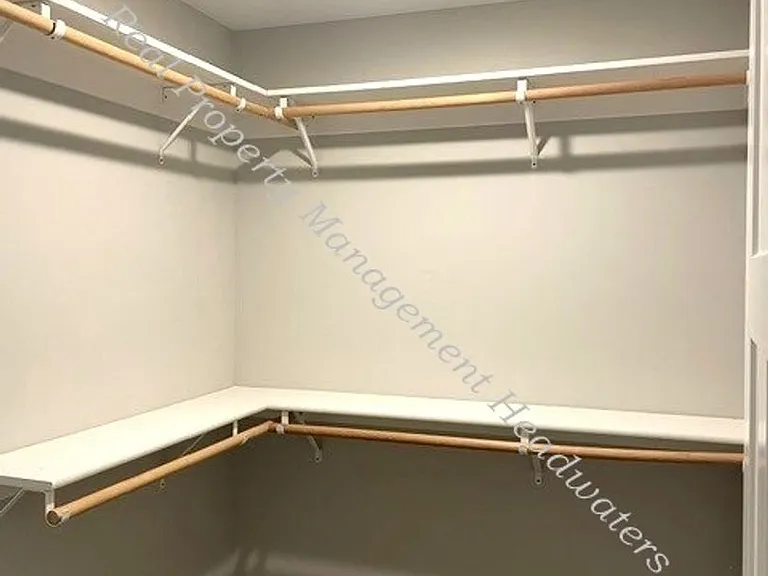 4747 Shore View Rd — Photo 15