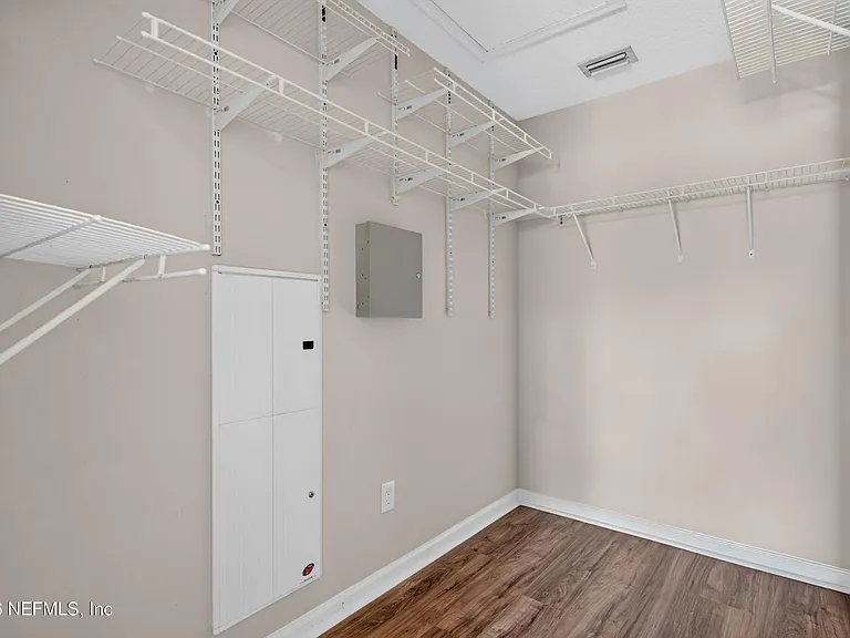 7047 Deer Lodge Cir #106 — Photo 15