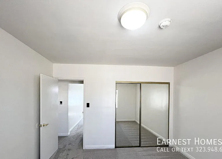 14202 Delano St #6 — Photo 5