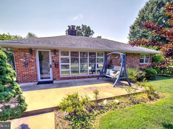 8100 Carlyle Pl, Alexandria, VA 22308
