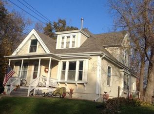 714 N Linn St, Iowa City, IA