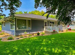 107 N Cherry St, Inwood, IA 51240