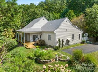 80 Ivy Cove Rd, Fairview, NC 28730