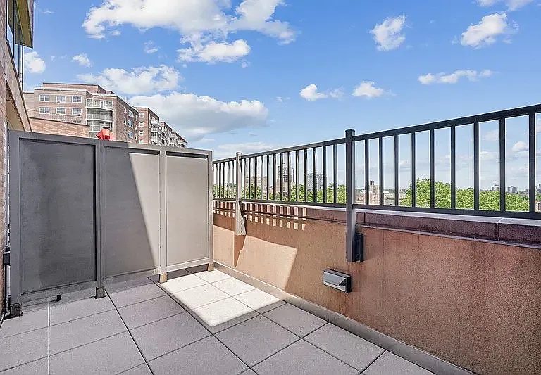 3260 Henry Hudson Pkwy E #7H — Photo 8